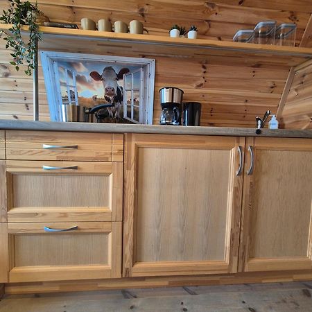 Boerderij Camping Nixhoeve Genderen Kültér fotó