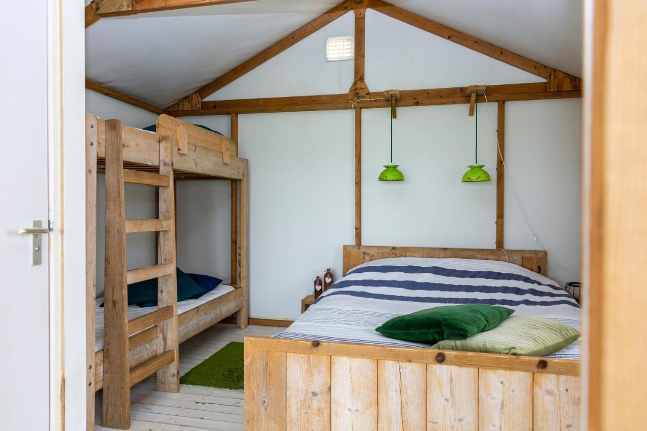 Boerderij Camping Nixhoeve Genderen Kültér fotó