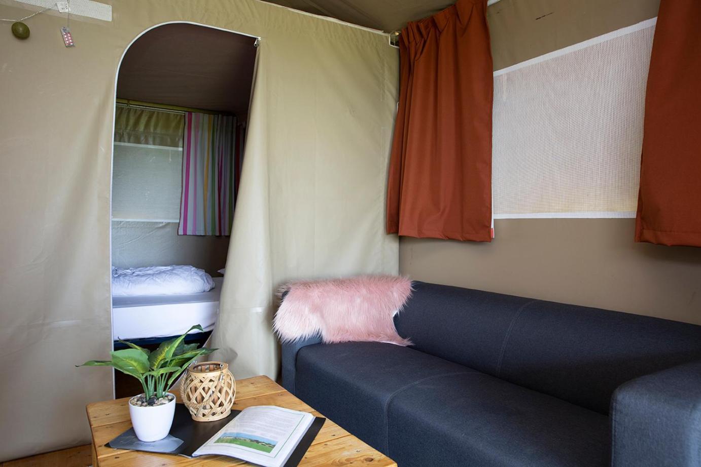Boerderij Camping Nixhoeve Genderen Kültér fotó