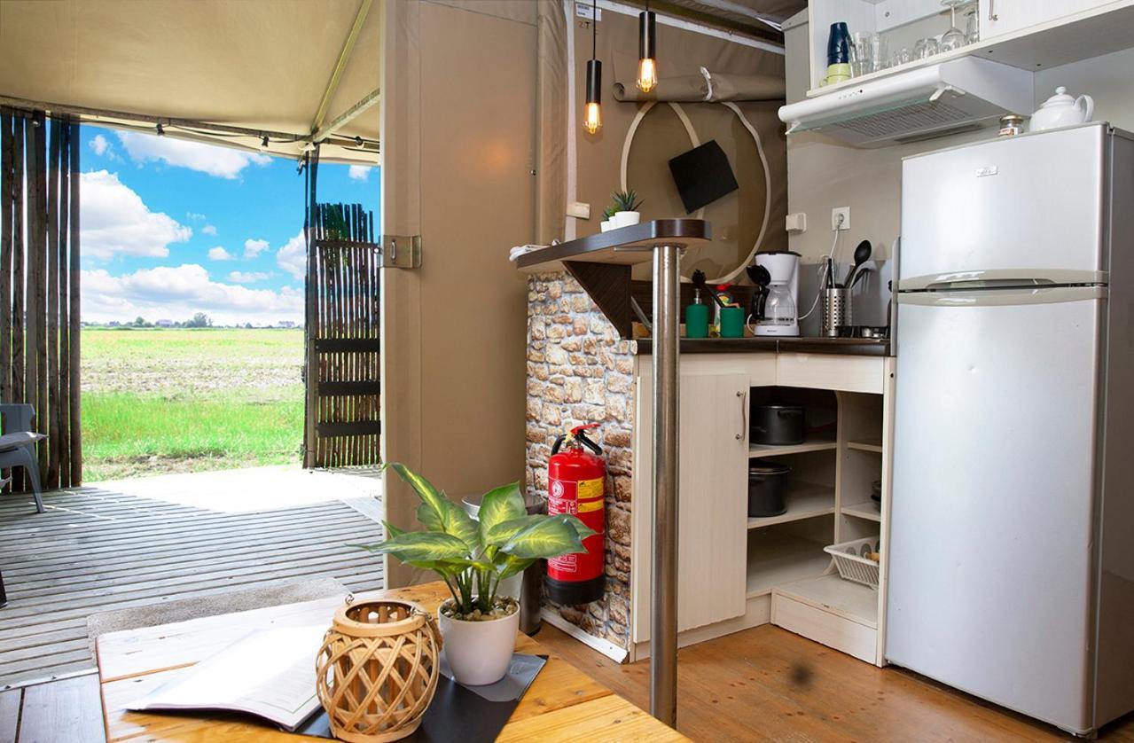 Boerderij Camping Nixhoeve Genderen Kültér fotó